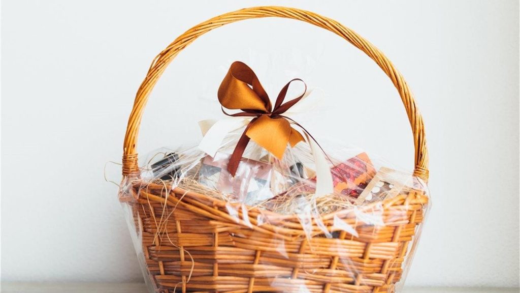 birthday-basket-brandpointcontent